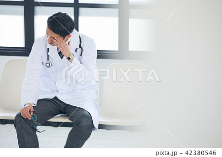 男性 医者 男性 医者 42380546