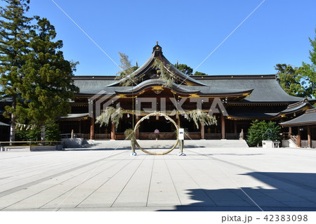 寒川神社　神奈川県寒川町 42383098