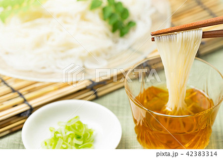 そうめん　夏 42383314