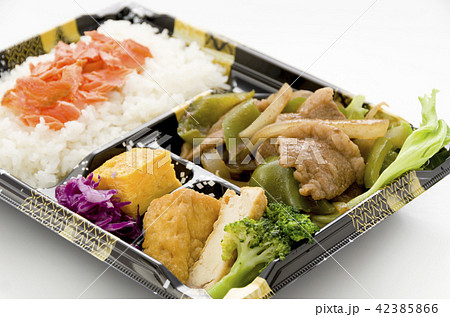 牛肉ピーマン炒め弁当 牛肉ピーマン炒め弁当 42385866