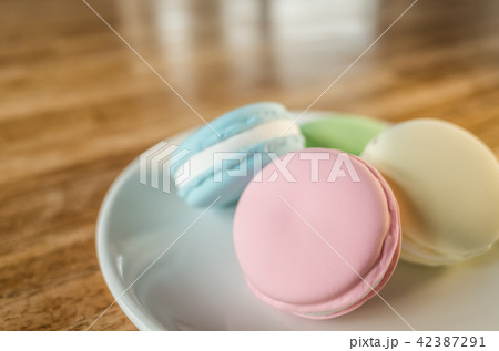 macarons on the table 42387291