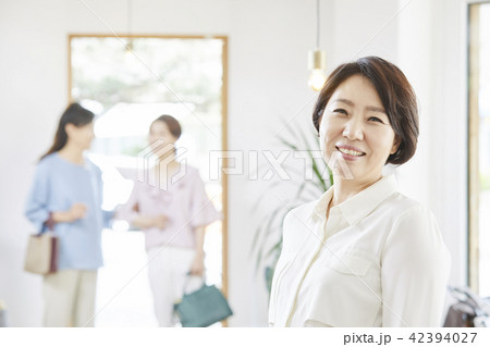 女性 女 女の子 42394027