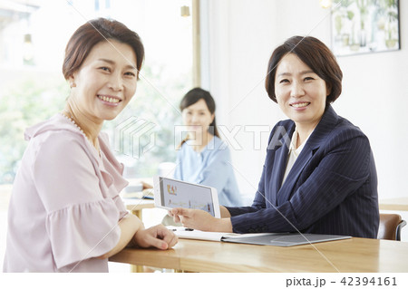 女性 女 女の子 42394161