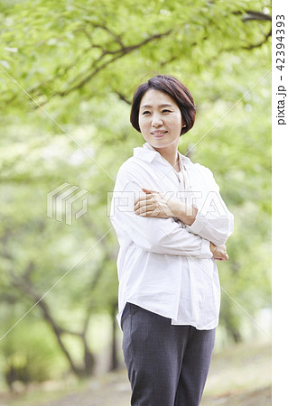 木 女性 女 42394393
