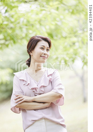 女性 女 女の子 42394401