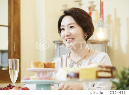 女性 女 女の子 42394451