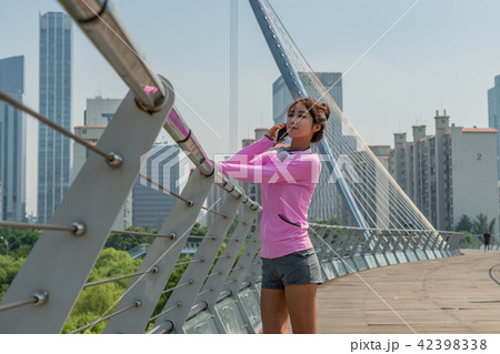女性 女 女の子 42398338