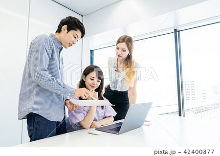 ビジネスシーン 42400877