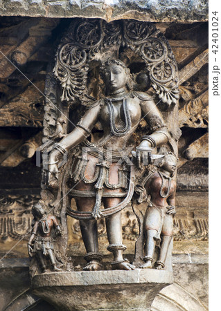 Shilabalika, celestial maiden, as a Gypsy girl 42401024