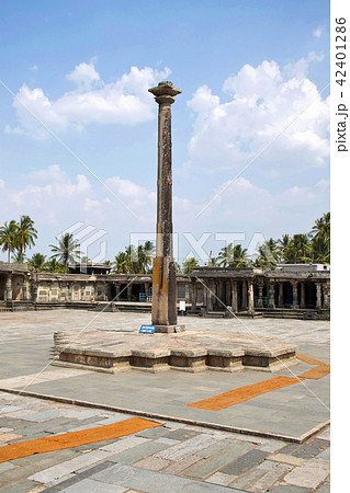 The lamp post, Chennakeshava temple complex 42401286