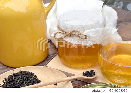 Kombucha tea, Healthy fermented food, Probiotic. 42402345