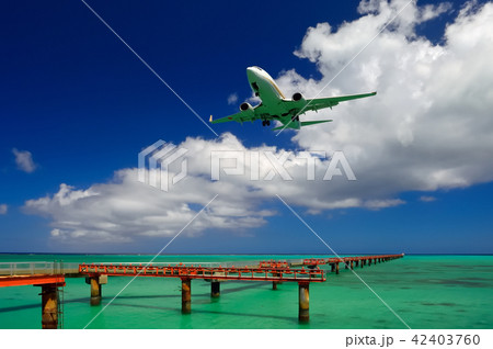 沖縄県宮古島市　下地島空港　飛行訓練 42403760