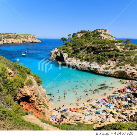 The beach of Cala des Moro in Mallorca, Spain 42407920