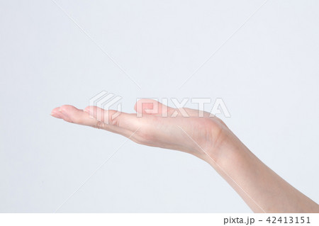 手 ジェスチャー 42413151