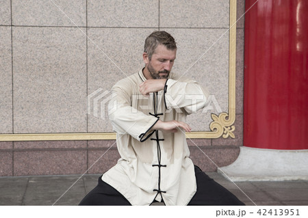 男性 男 男の人 42413951