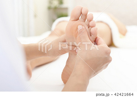 リフレクソロジー 42421664