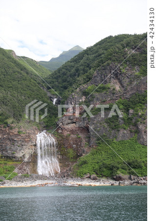 知床半島・カムイワッカの滝 知床半島・カムイワッカの滝 42434130