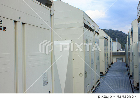 エアコン室外機＿マルチエアコン設備＿屋上 42435857