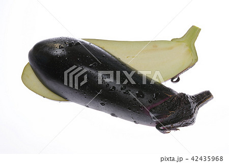 白バックの千両ナス 42435968