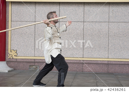 男性 男 男の人 42436261