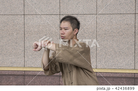 男子生徒 男子学生 男性 42436899