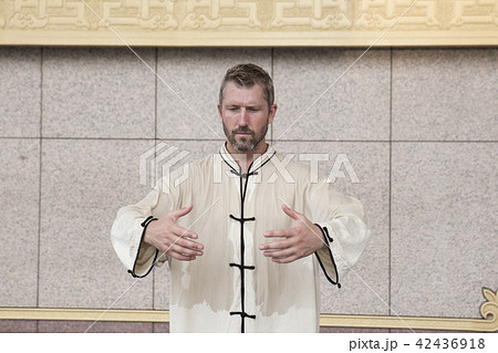 男子生徒 男子学生 男性 42436918