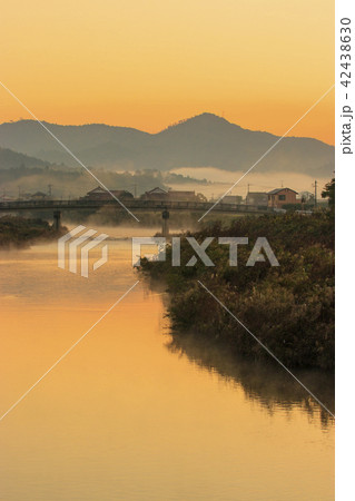 里山の秋 42438630