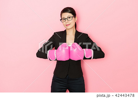 powerful businesswoman ready to challenge 42443478