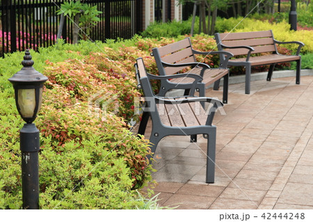 みなとみらい地区のウオーターフロント 42444248