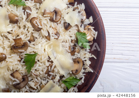Traditional Italian risotto Traditional Italian risotto 42448156