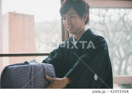 Montsuki-hakama 42455408