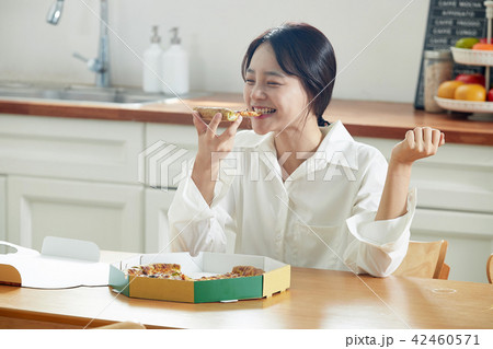 女性 女 女の子 42460571