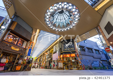 名古屋市中区　大須商店街　万松寺通　　アーケード　大黒屋　アルズニ大須店 42461375