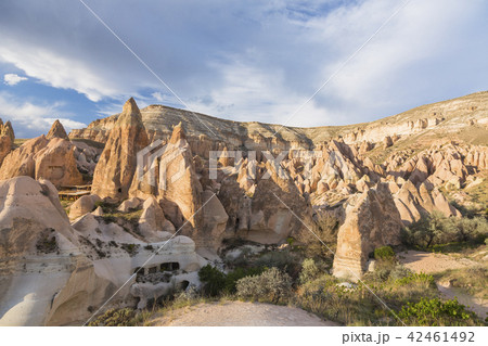 トルコ カッパドキア ローズバレー トレッキングコースからの風景 トルコ カッパドキア ローズバレー トレッキングコースからの風景 42461492