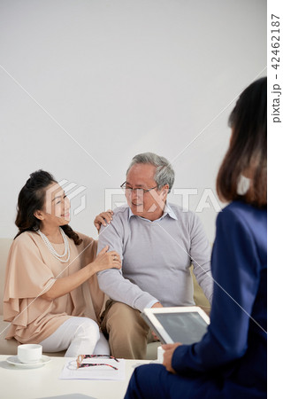 Aged couple meeting with adviser Aged couple meeting with adviser 42462187