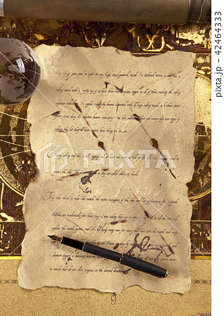 Golden Compass, navigation equipment Golden Compass, navigation equipment 42464333