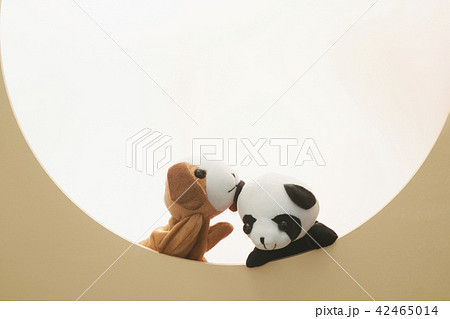 丸 動物 パペット ぬいぐるみ 仲良し 友達 ブタ キリン 42465014