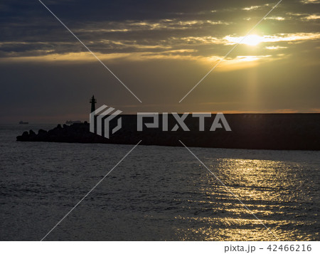 Sunset port in Taiwan Sunset port in Taiwan 42466216