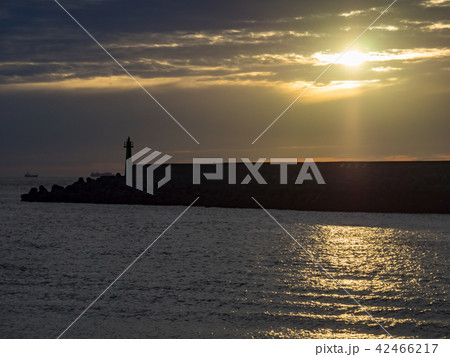 Sunset port in Taiwan Sunset port in Taiwan 42466217