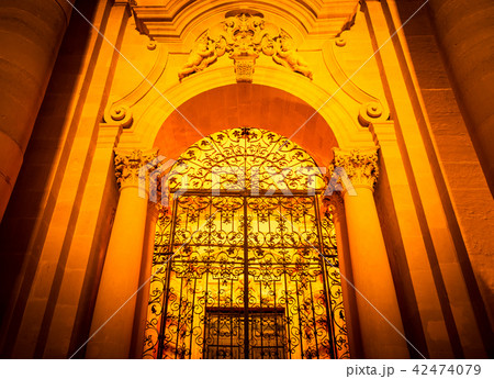 Cathedral of Syracuse entrance 42474079