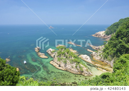 鳥取県の浦富海岸 鳥取県の浦富海岸 42480143