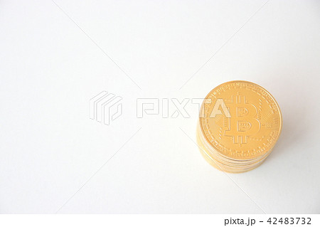 ビットコイン 42483732