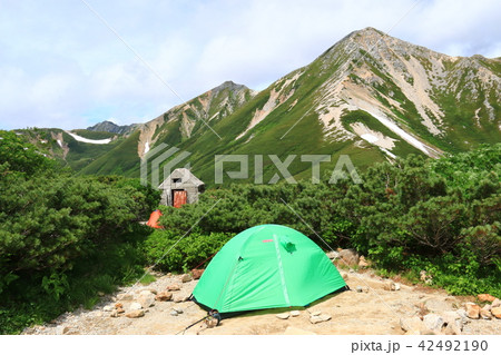 北アルプス三俣蓮華岳キャンプ場 水晶岳、鷲羽岳、ワリモ岳 北アルプス三俣蓮華岳キャンプ場 水晶岳、鷲羽岳、ワリモ岳 42492190