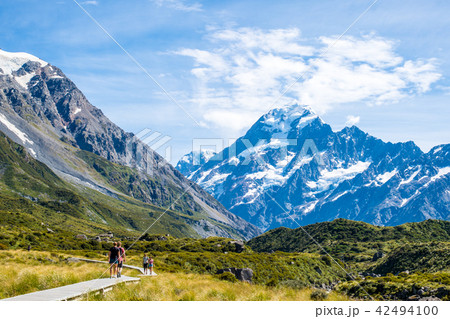 マウントクック国立公園のフッカーバレートラック 42494100