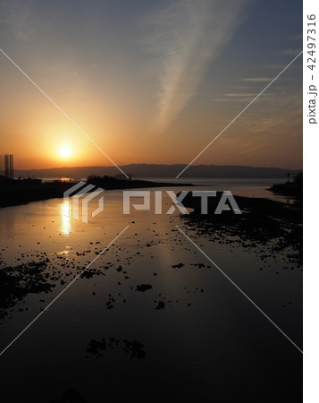 美しき夕景(大村湾・郡川の河口より) 美しき夕景(大村湾・郡川の河口より) 42497316