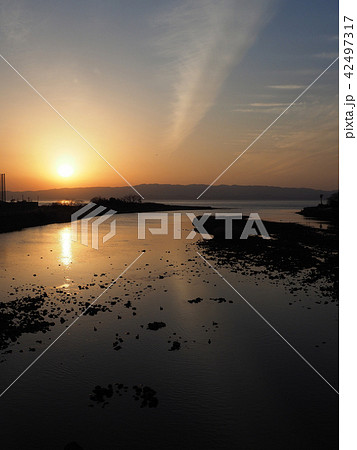 美しき夕景(大村湾・郡川の河口より) 美しき夕景(大村湾・郡川の河口より) 42497317