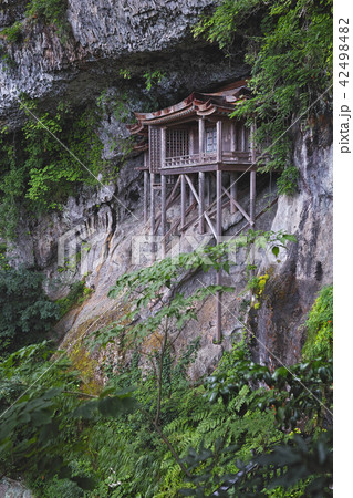 国宝】三徳山 三佛寺（三仏寺）投入堂（奥院・蔵王殿）の写真