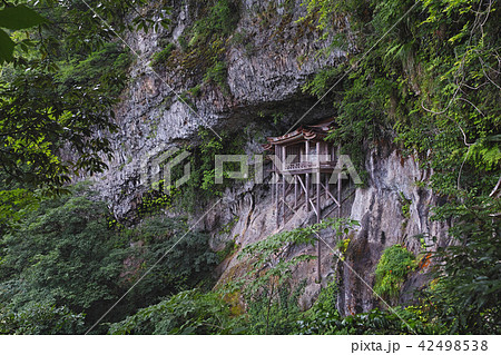 【国宝】三徳山 三佛寺（三仏寺）投入堂（奥院・蔵王殿） 42498538