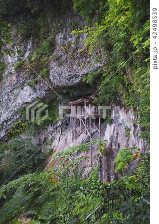 【国宝】三徳山 三佛寺（三仏寺）投入堂（奥院・蔵王殿） 42498539