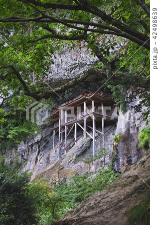 【国宝】三徳山 三佛寺（三仏寺）投入堂（奥院・蔵王殿） 42498639